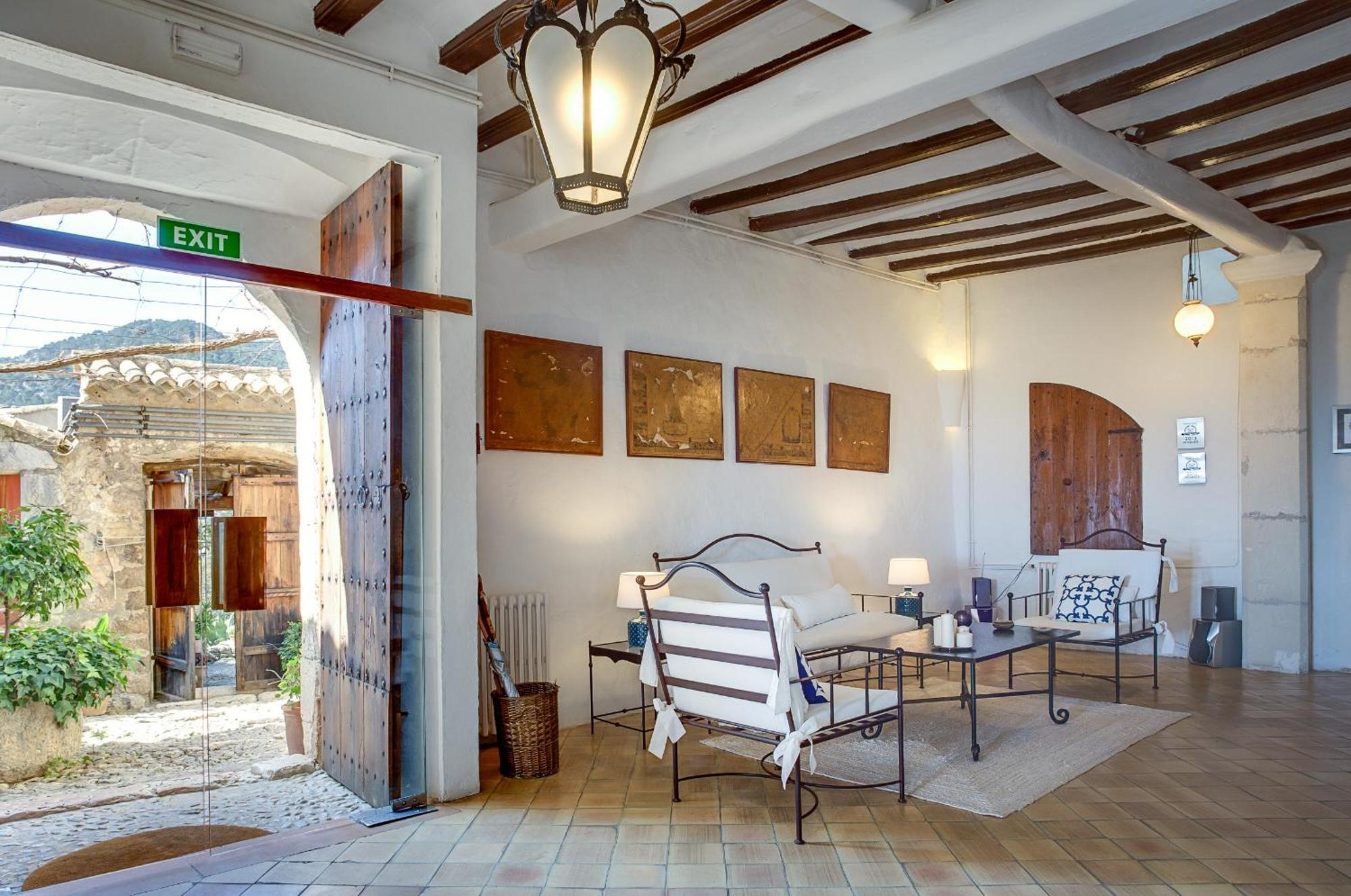 Finca Es Castell Binibona Exteriör bild