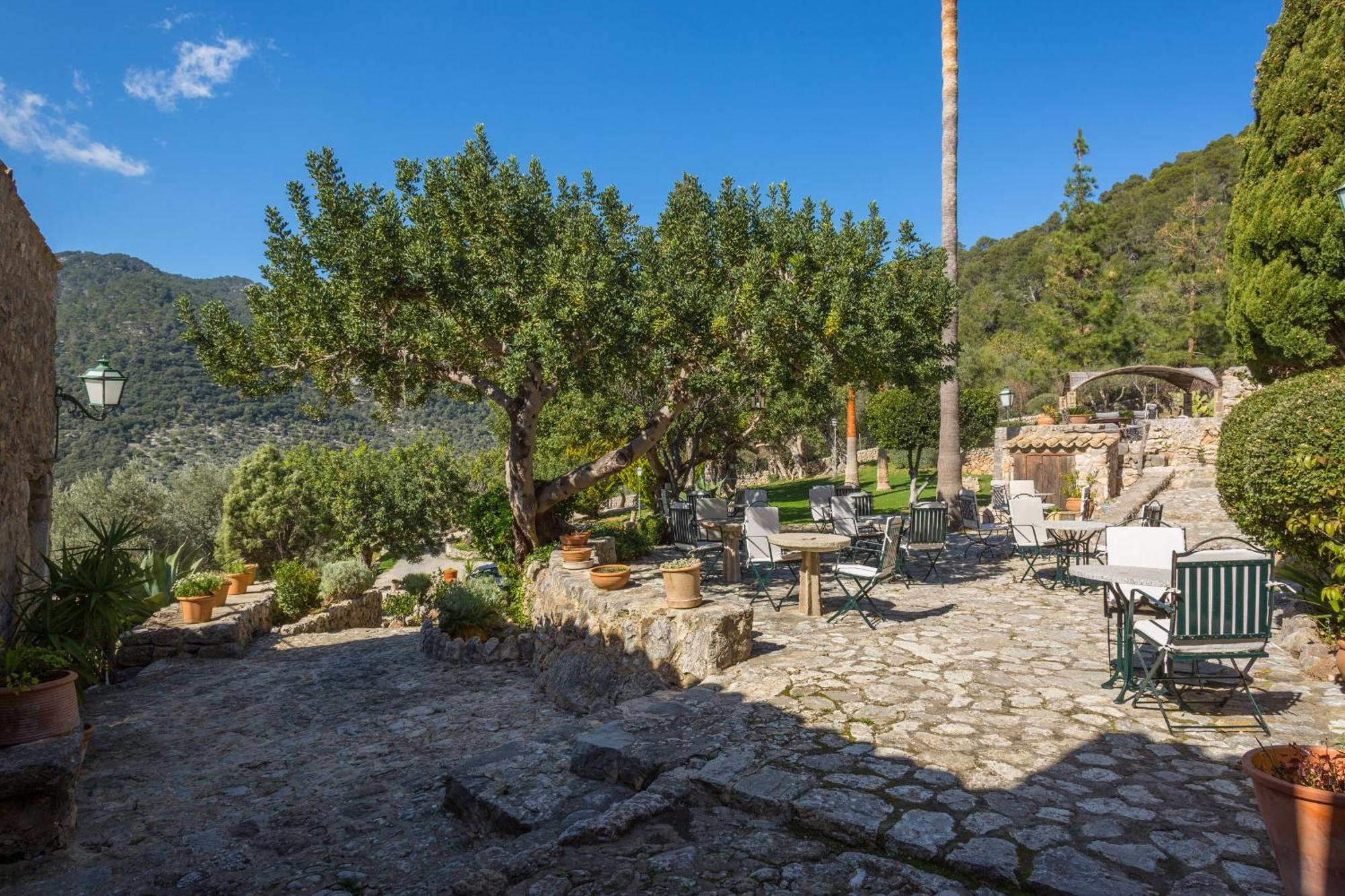 Finca Es Castell Binibona Exteriör bild